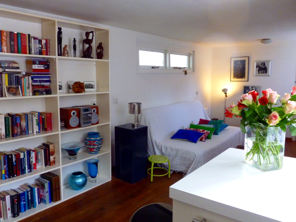 Houseboat living room