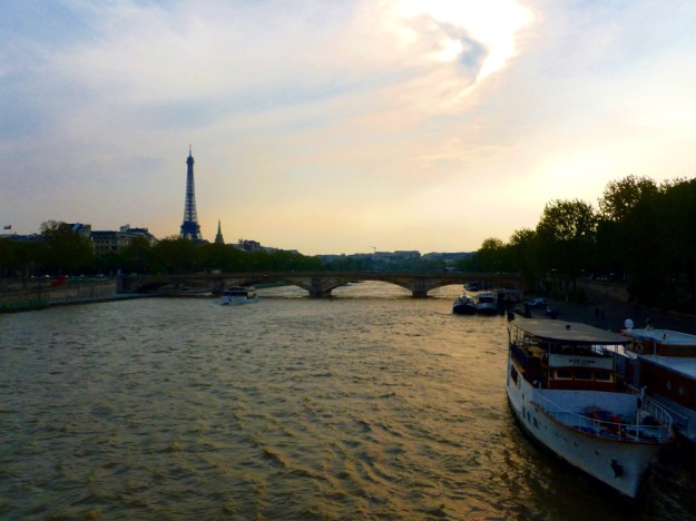 Pont Alexandre III 5 color and white