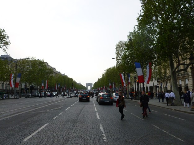 Avenue des Champs Elysees
