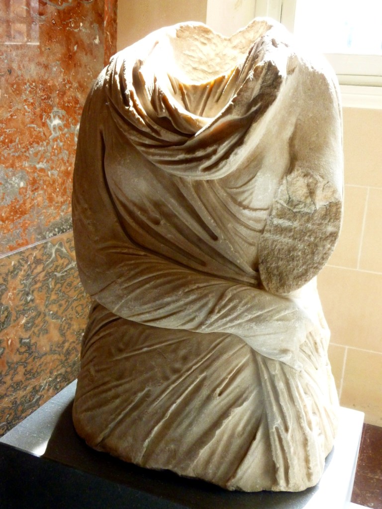 Bust at the time of Venus de Milo