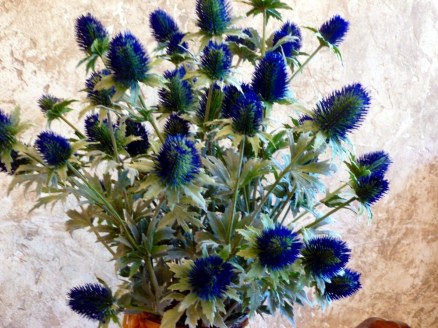 Thistle bouquet in the lounge.