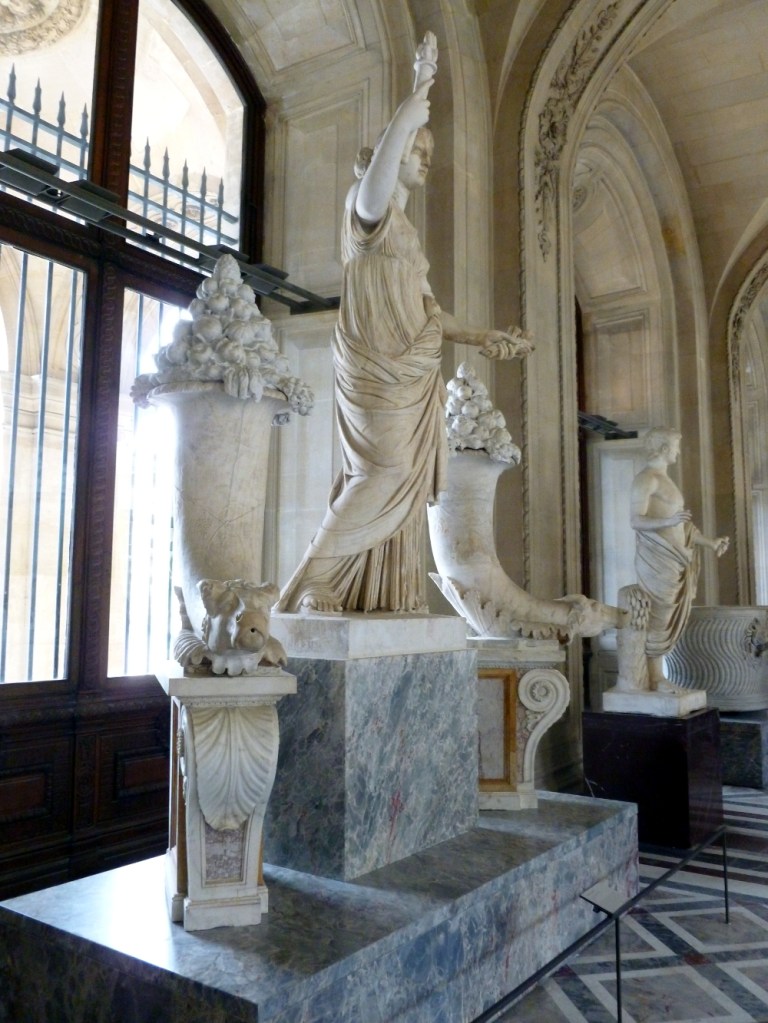 The sculpture room 9