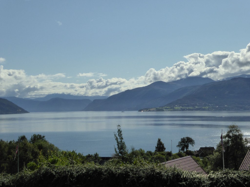 Balestrand-Fjordland-Norway-11