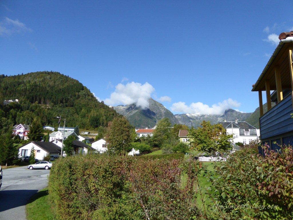 Balestrand-Fjordland-Norway-20