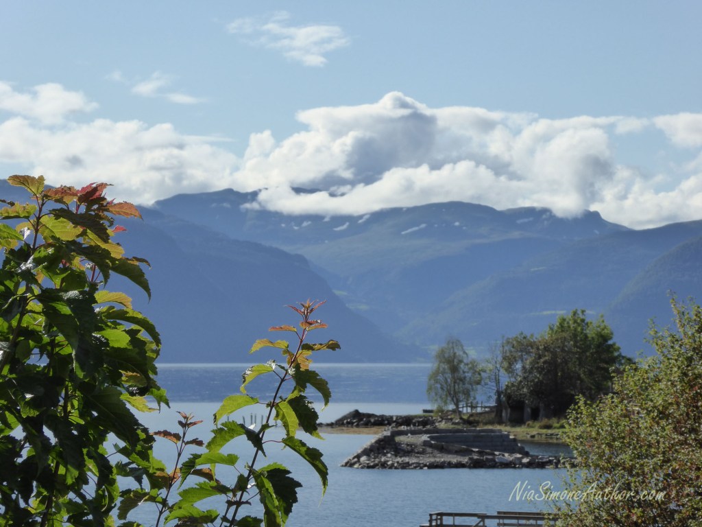 Balestrand-Fjordland-Norway-8