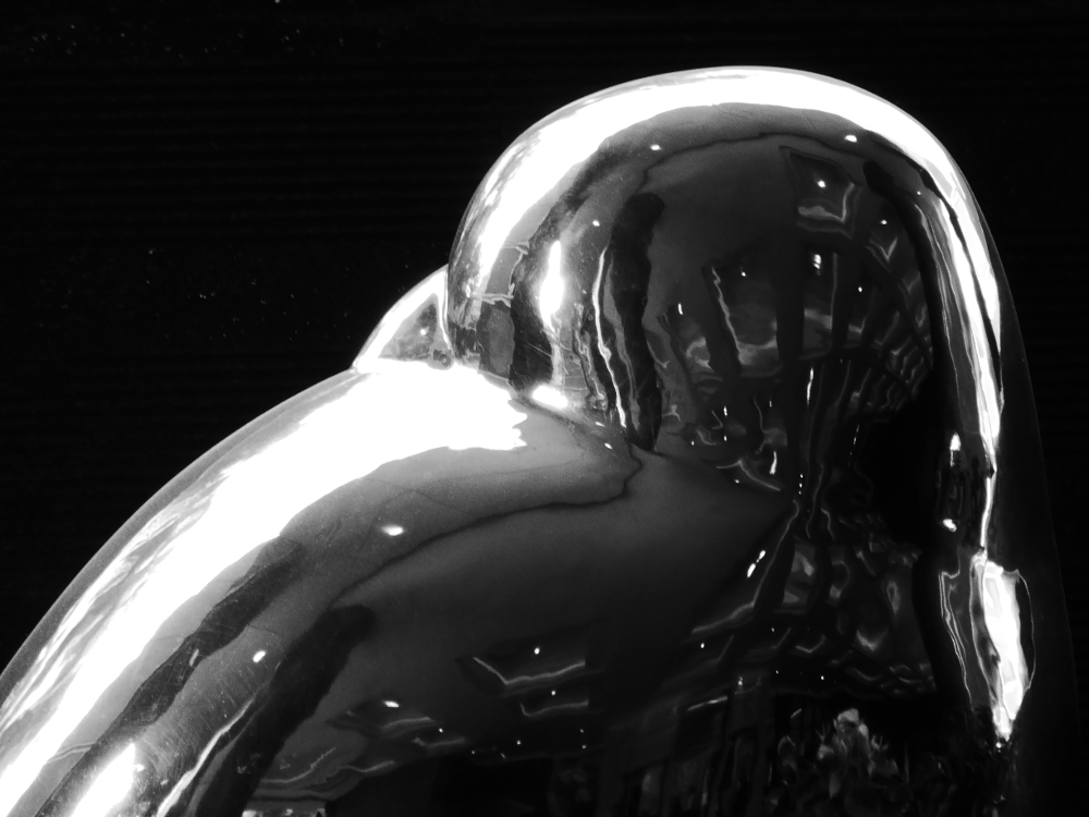 Silver bird outside the hotel