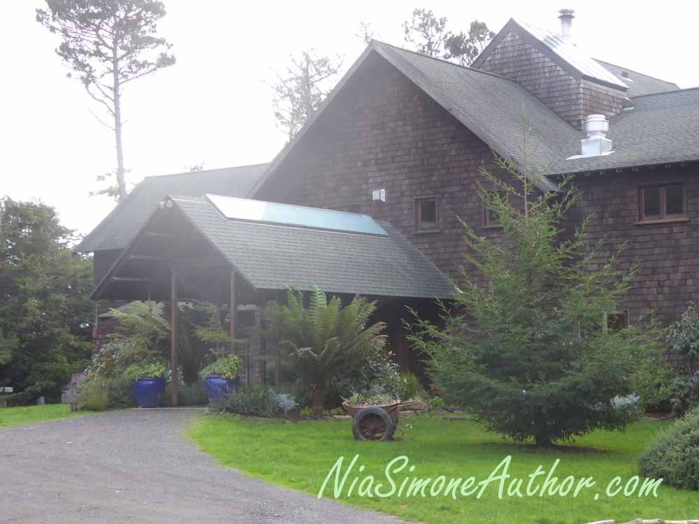 Brewery Gulch Inn. No, it's not a brewery! But they do provide plenty of beer...and wine.