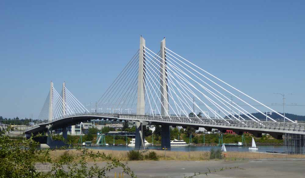 Tilikum Crossing, Portland